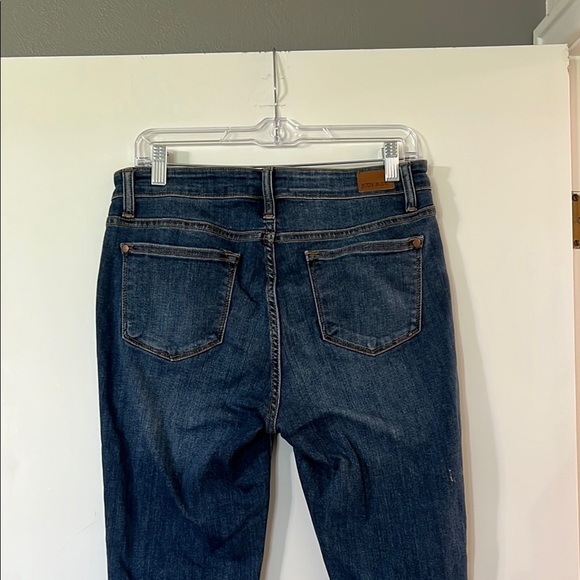 Judy Blue Midnight Blue Cropped Jeans - Picture 5 of 7